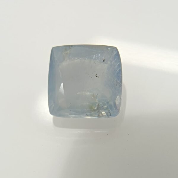Blue Sapphire 5.55 Carat/ 6 Ratti