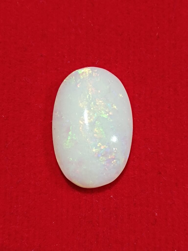 Opal 6.20 Carat/ 6.50 Ratti