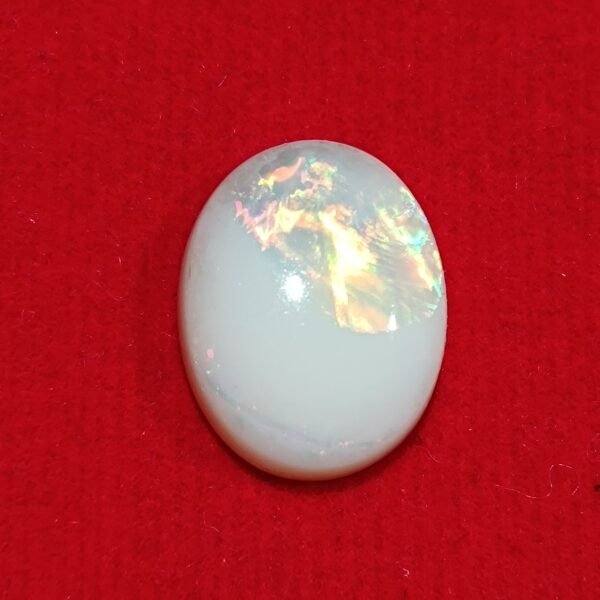 Opal 6.23 Carat/ 6.50 Ratti