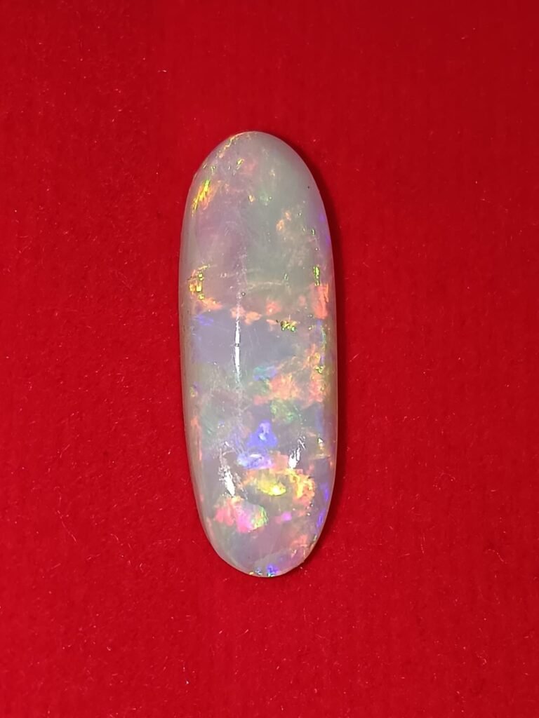 Opal 6.40 Carat/ 7 Ratti