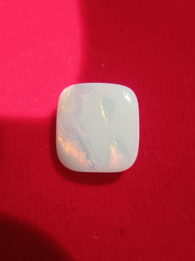 Opal 7.06 Carat/ 7.5 Ratti