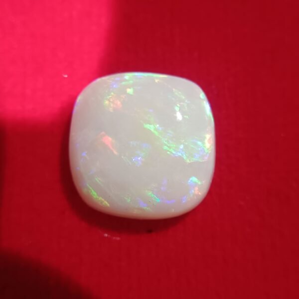 Opal 7.25 Carat/ 8 Ratti, fire opal