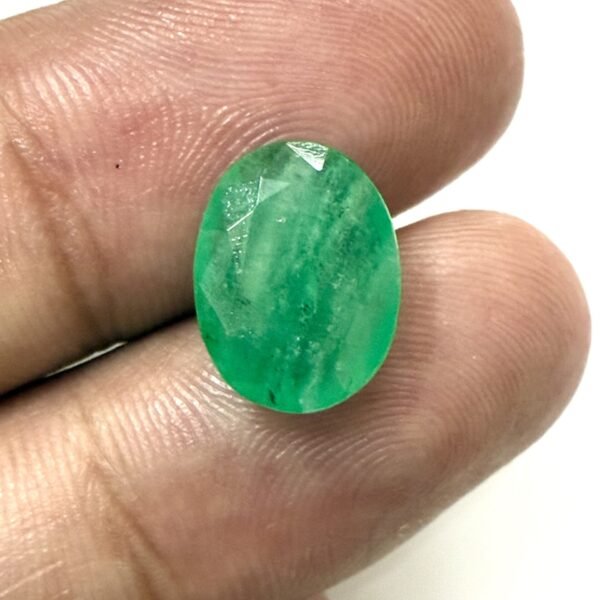 Emerald 5.32 Carat SKU:GA8750